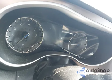 2018 Chrysler Pacifica Touring L Plus из США, поврежденный, VIN 2C4RC1EG7JR144274